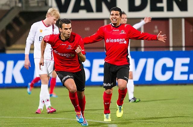 谈到比利亚 谈到比利亚